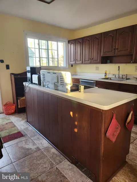 Kitchen - 129 Eagle Rd, Springfield, PA 19064 photo 1 of 5