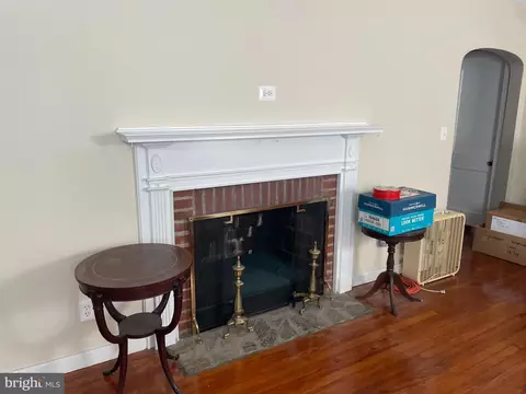 Living - 129 Eagle Rd, Springfield, PA 19064 photo 2 of 2