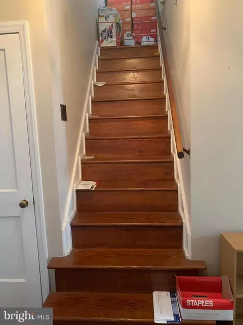 Entry Way - 129 Eagle Rd, Springfield, PA 19064 photo 4 of 4