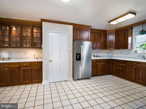 34 Ridgewood Rd, Wayne, PA 19087 photo 9