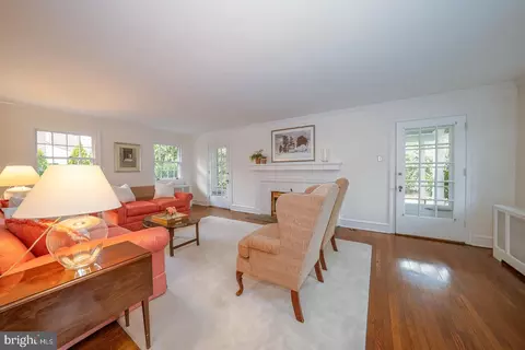 547 Saint Davids Ave, Wayne, PA 19087 photo 4
