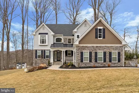 3 Miller Way, Aston, PA 19014