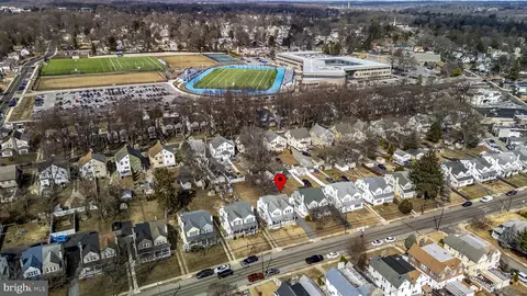 View/Area - 246 Powell Rd, Springfield, PA 19064 photo 2 of 2
