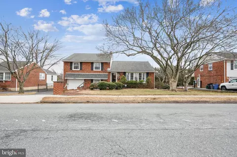 605 Cambridge Rd, Brookhaven, PA 19015