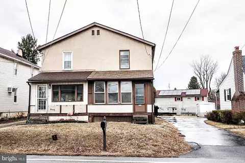 2417 Naamans Creek Rd, Ogden, PA 19061