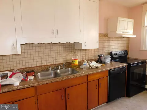 229 Huntley Rd, Darby, PA 19082 photo 8