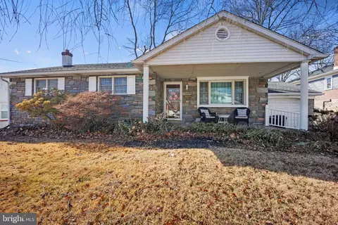 423 Wyndom Ter, Holmes, PA 19043