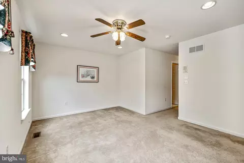 5 King Ct, Boothwyn, PA 19061 photo 33