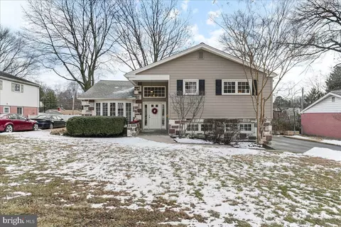 1720 Marilyn Dr, Havertown, PA 19083
