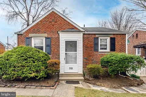713 Chester Ave, Havertown, PA 19083