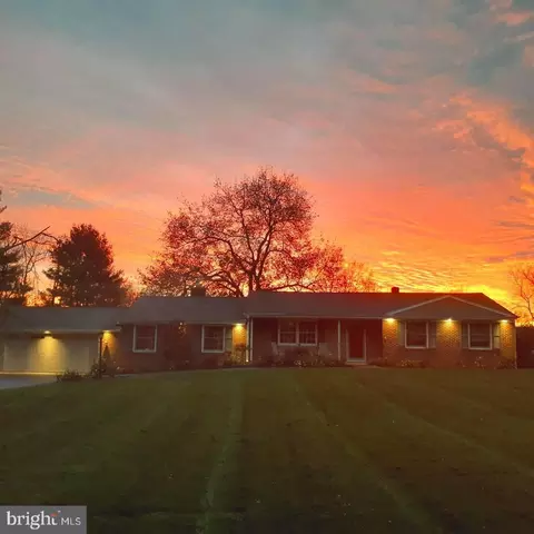 586 Cheyney Rd, Thornton, PA 19373