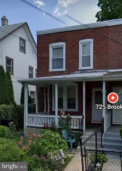 725 Brook St, Bryn Mawr, PA 19010