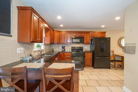 Kitchen - 226 E Springfield Rd, Springfield, PA 19064 photo 3 of 4
