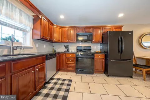 Kitchen - 226 E Springfield Rd, Springfield, PA 19064 photo 2 of 4