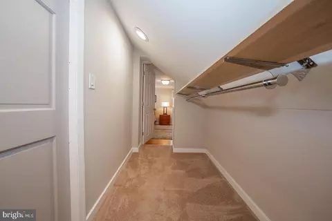 Entry Way - 226 E Springfield Rd, Springfield, PA 19064 photo 14 of 16