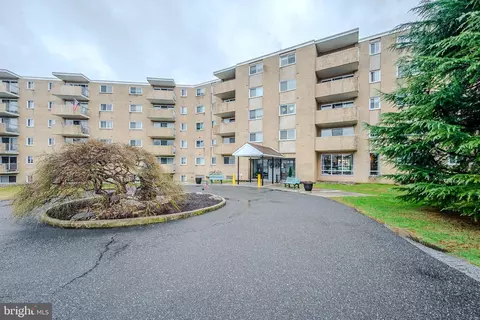 801 S Chester Rd #210, Swarthmore, PA 19081