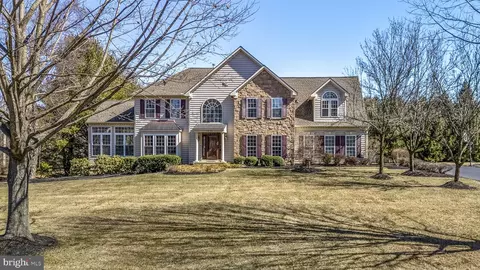 1010 Baldwin Dr, Garnet Valley, PA 19060