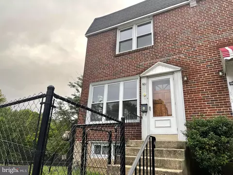 Exterior - 601 Briarcliff Rd, Darby, PA 19082 photo 4 of 14