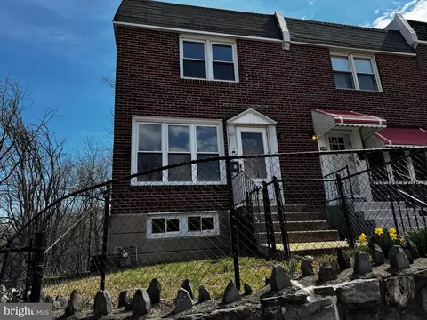 Exterior - 601 Briarcliff Rd, Darby, PA 19082 photo 3 of 14