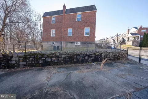 Exterior - 601 Briarcliff Rd, Darby, PA 19082 photo 10 of 14