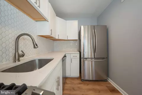 Kitchen - 601 Briarcliff Rd, Darby, PA 19082 photo 4 of 4