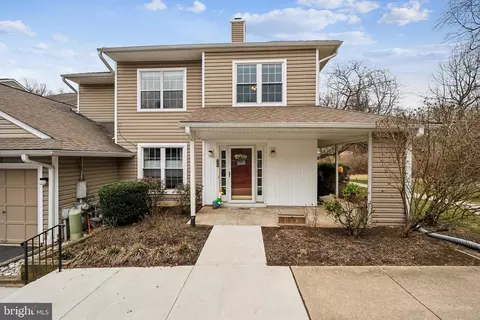 208 Nottingham Ct, Glen Mills, PA 19342