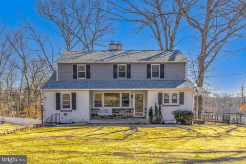 266 Oak Ave, Media, PA 19063