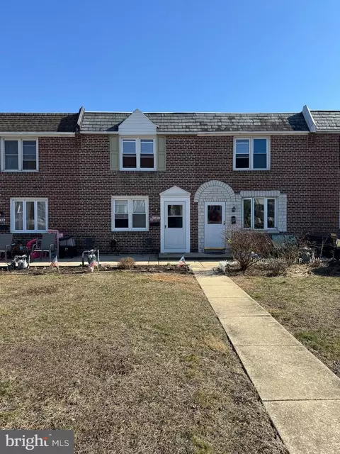 226 Pine St, Glenolden, PA 19036