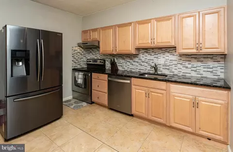 400 Glendale Rd #H-45, Havertown, PA 19083