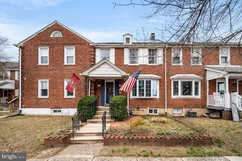 647 Saude Ave, Essington, PA 19029