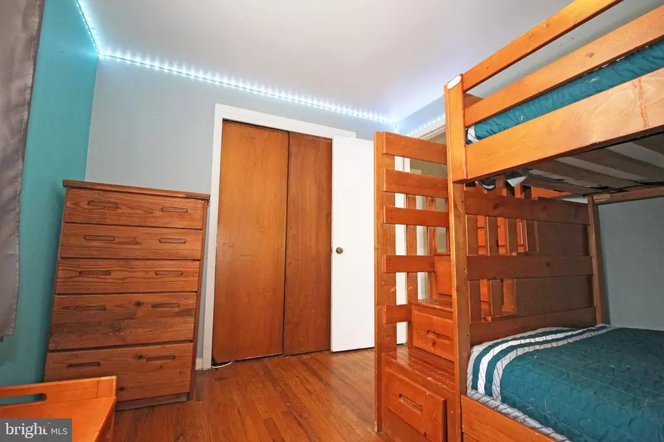 Bedroom - 107 Greenbriar Pl, Aston, PA 19014 photo 4 of 7