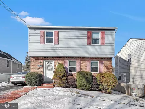 128 2nd Ave, Broomall, PA 19008