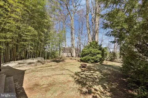 Exterior - 13 Devonwood Rd, Wayne, PA 19087 photo 5 of 5