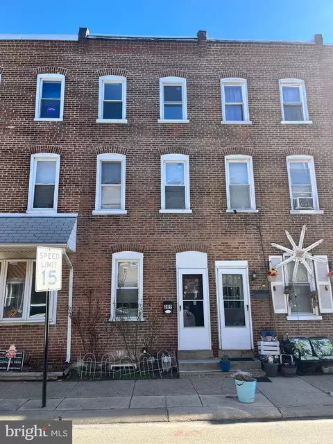 209 Lexington Ave, Crum Lynne, PA 19022