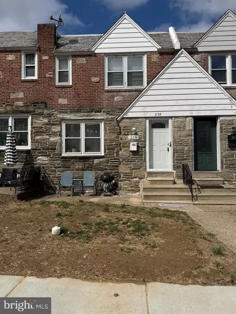 258 S Bayberry Ln, Upper Darby, PA 19082