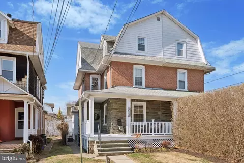 824 Clifford Ave, Ardmore, PA 19003