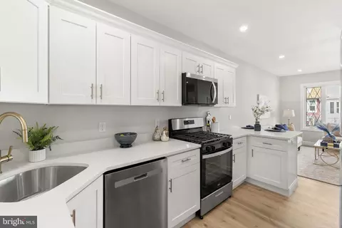 Kitchen - 49 Spruce St, Marcus Hook, PA 19061 photo 1 of 2