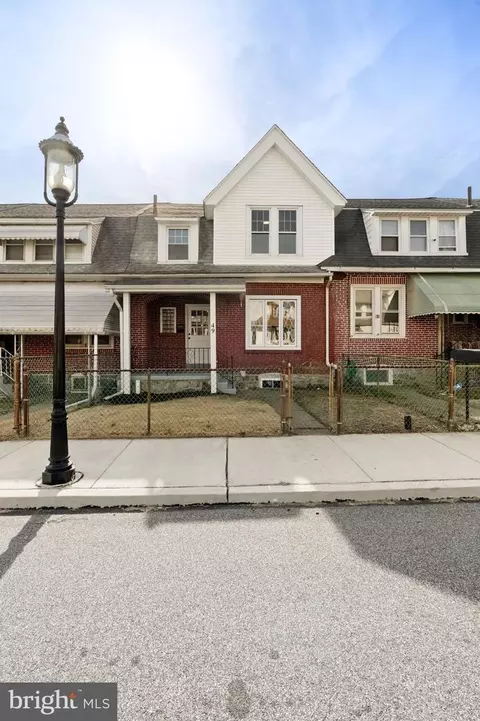 Exterior - 49 Spruce St, Marcus Hook, PA 19061 photo 7 of 8