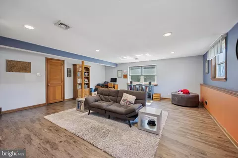Other - 711 Rhoads Dr, Springfield, PA 19064 photo 4 of 13