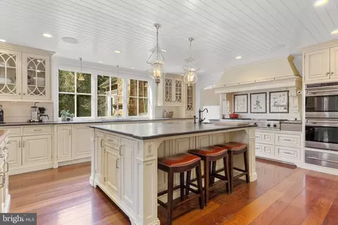 Kitchen - 720 Brooke Rd, Wayne, PA 19087 photo 1 of 4