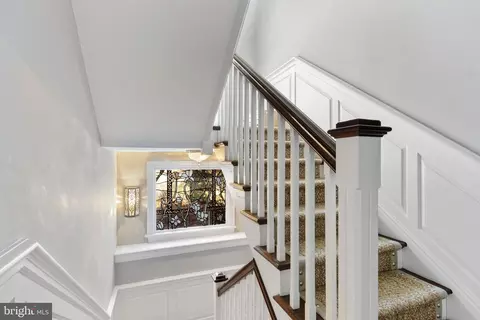 Entry Way - 720 Brooke Rd, Wayne, PA 19087 photo 6 of 7