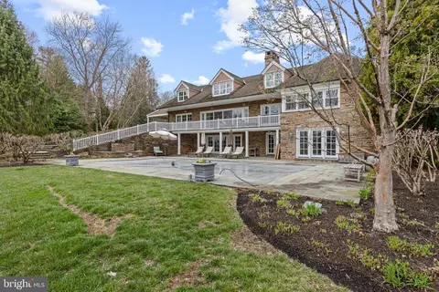 Exterior - 720 Brooke Rd, Wayne, PA 19087 photo 13 of 17