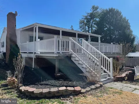 Exterior - 2620 Mill Rd, Ogden, PA 19061 photo 3 of 4