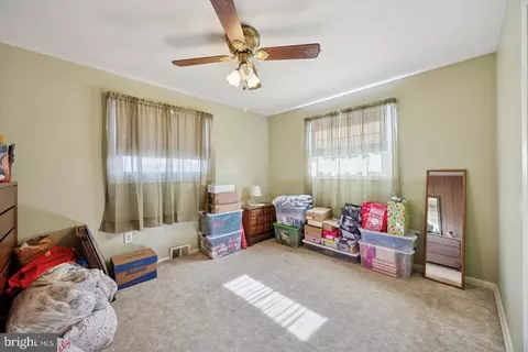 Bedroom - 2620 Mill Rd, Ogden, PA 19061 photo 2 of 4