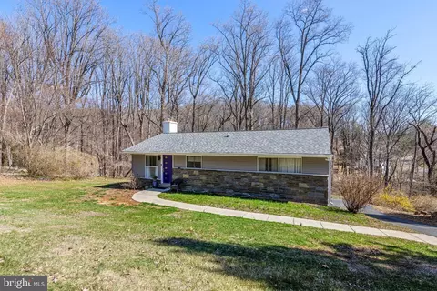 15 Riddlewood Dr, Media, PA 19063