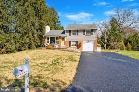 406 Sheffield Dr, Wallingford, PA 19086