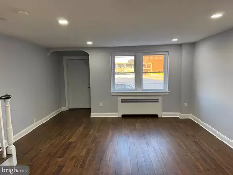 Living - 126 Richfield Rd, Darby, PA 19082 photo 1 of 4