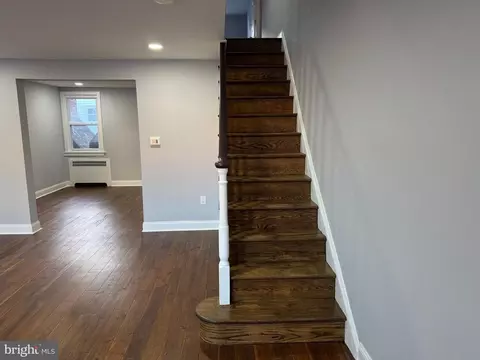 Entry Way - 126 Richfield Rd, Darby, PA 19082 photo 1 of 6