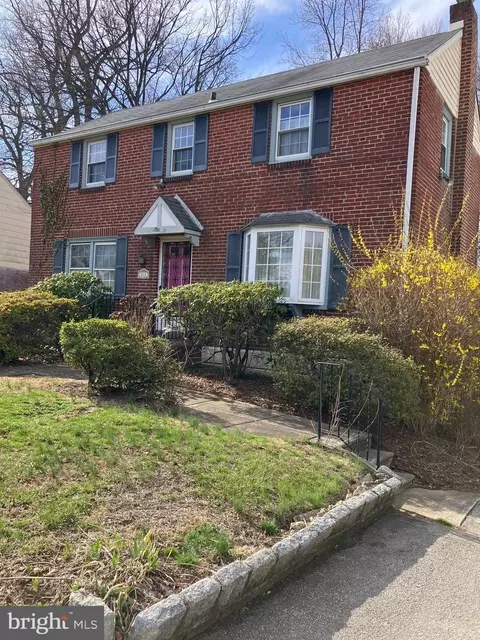 312 Twin Oaks Dr, Havertown, PA 19083