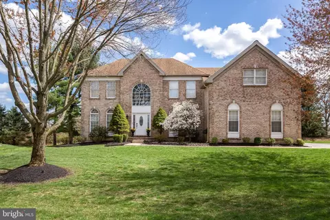 4 Alexandra Ct, Glen Mills, PA 19342